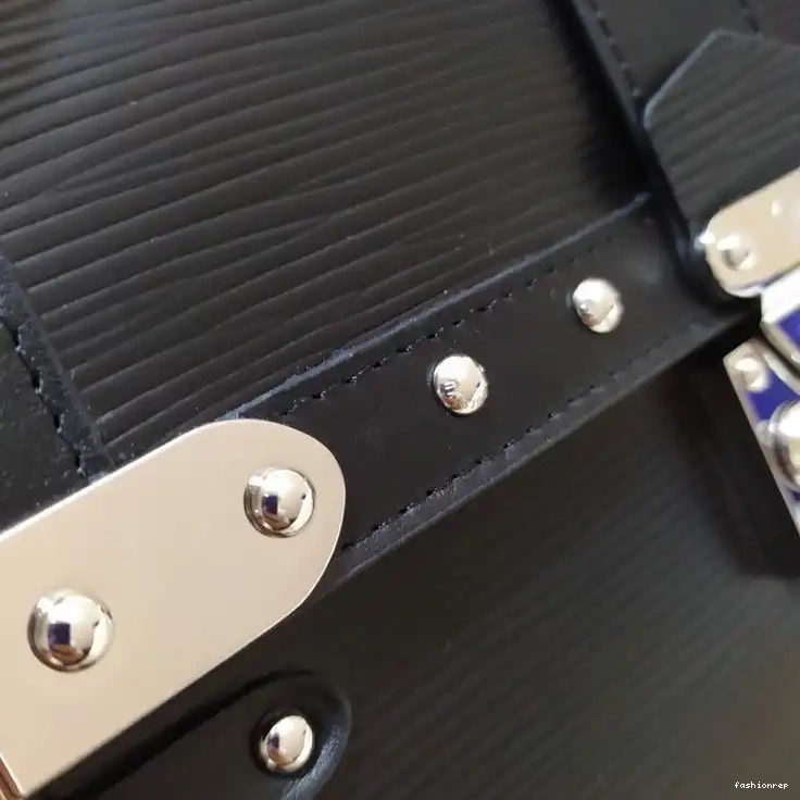 Fashionrep 20B570015 LV Bags 0810